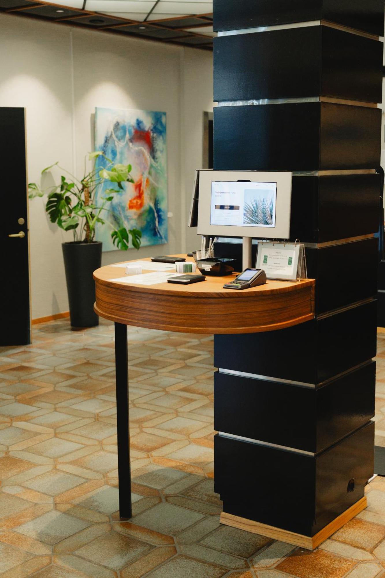 Sverre Hotel
